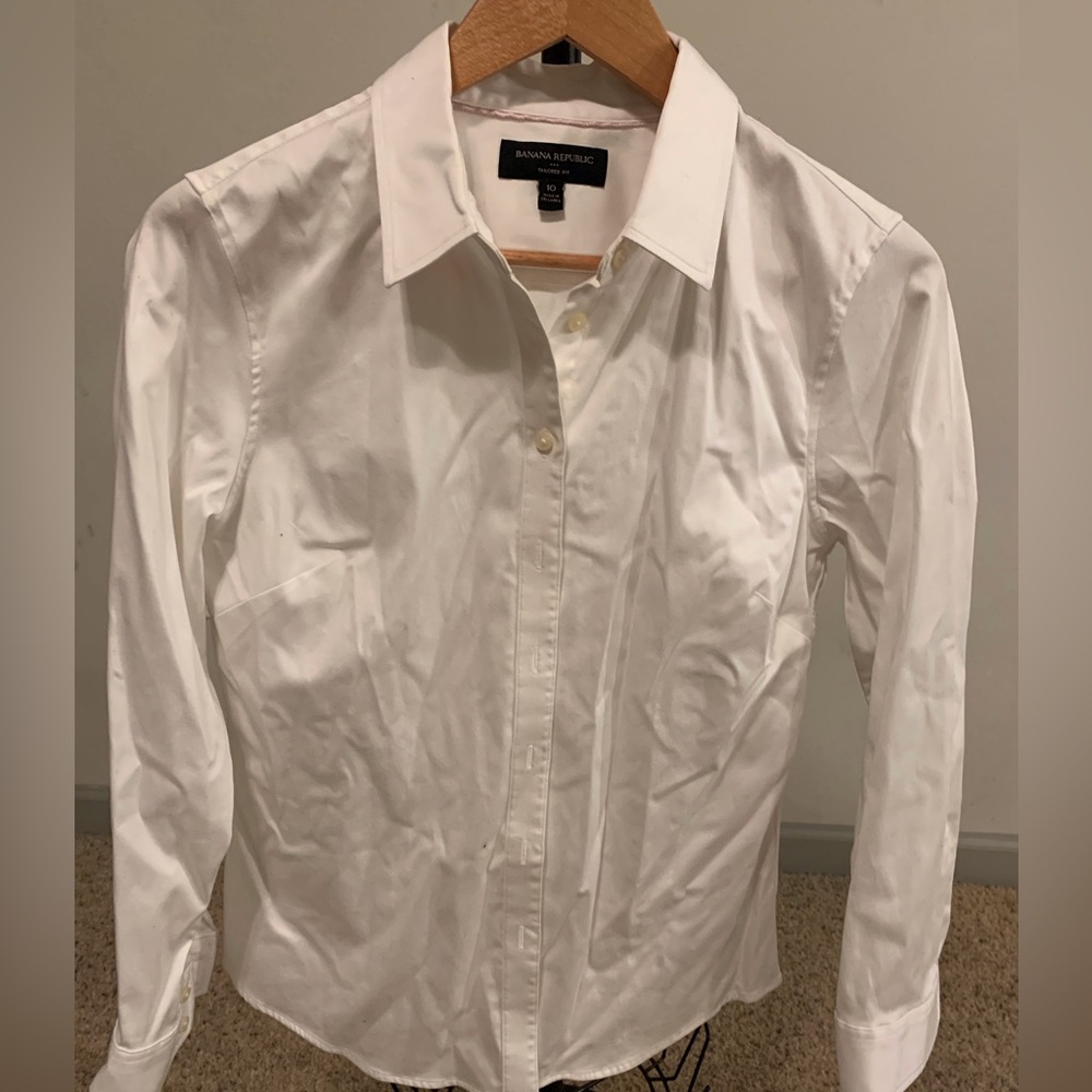 Banana Republic White Tailored Fit Blouse